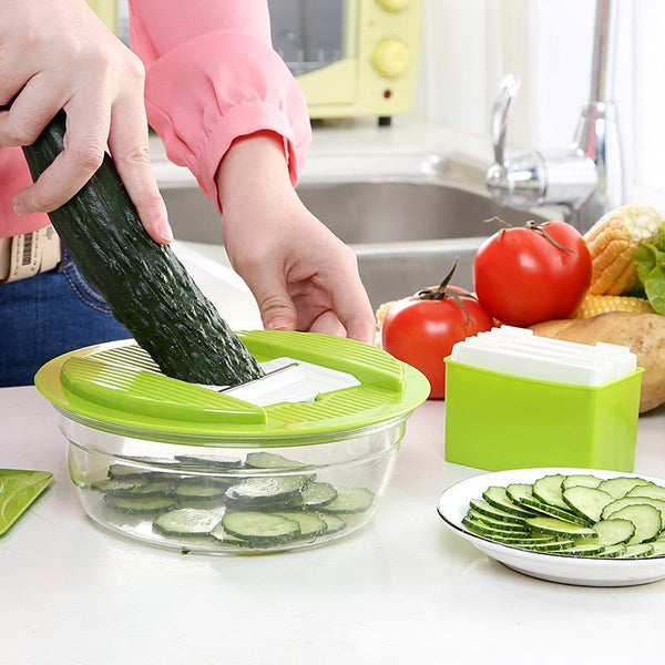 4-Blade Multifunction Mandoline Cutter w/ Container